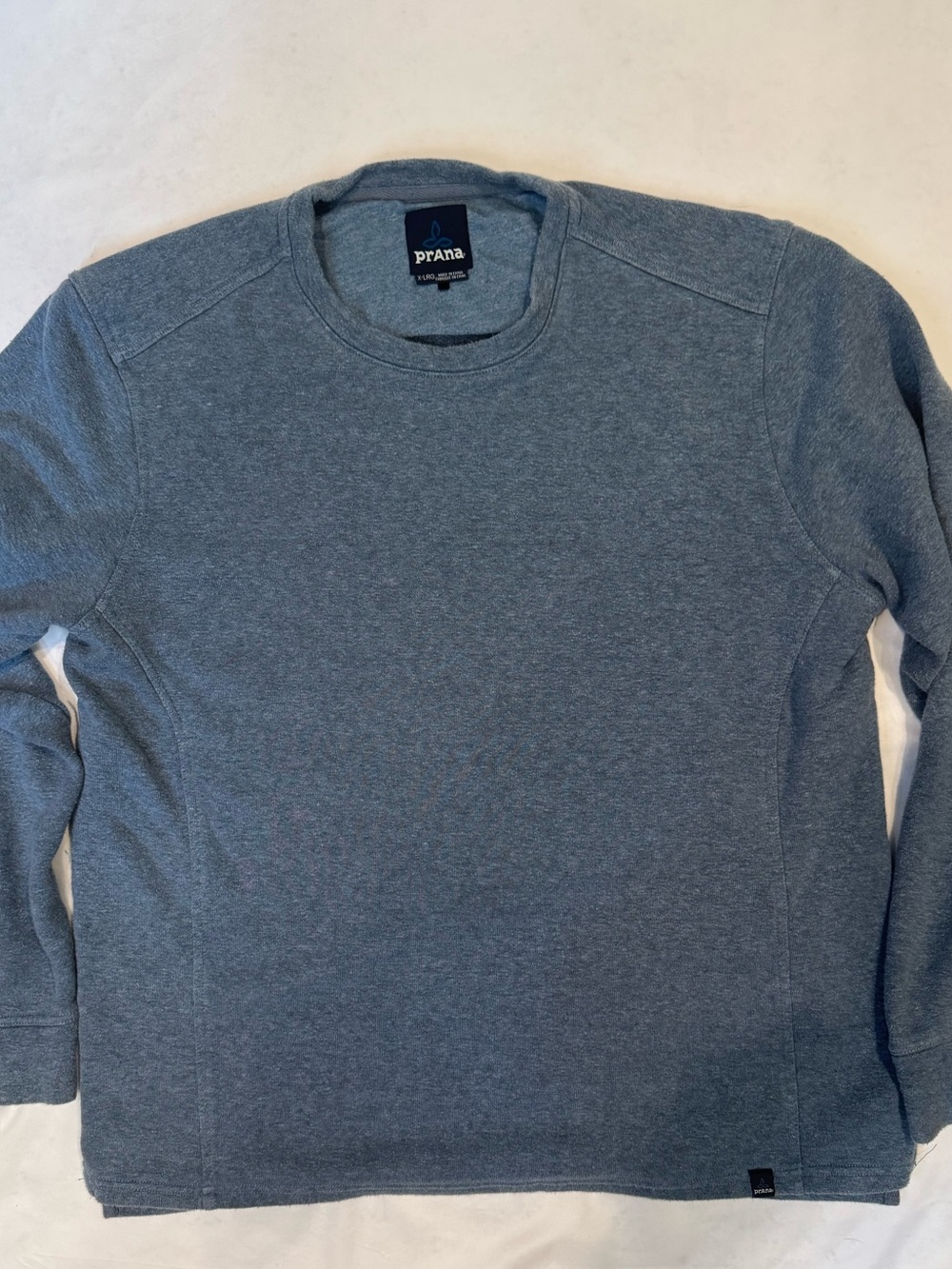 prAna Men’s XL Crewneck Sweatshirt Blue Gray Pullover Outdoor Casual